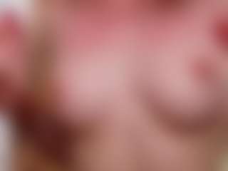 Live cam show with Sue-Holland - Small Tits on Fapmatic.com