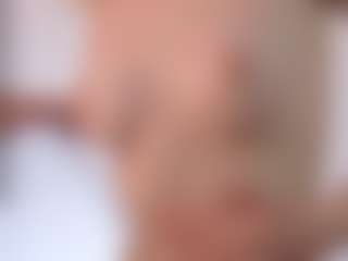 Live cam show with Sue-Holland - Blonde Hair on TottyGirls