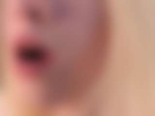 Live cam show with Sue-Holland - Blue Eyes on SquirtSoMuch