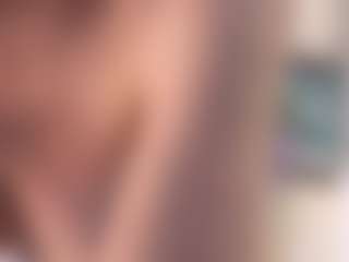 Live cam show with Sue-Holland - Blonde Hair on https://playwithruby.com