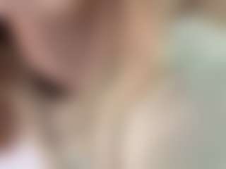Sue-Holland's Live Sex Cam Show