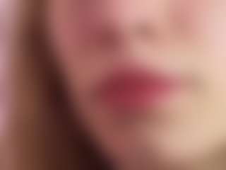 Sue-Holland's Live Sex Cam Show