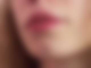 Sue-Holland's Live Sex Cam Show