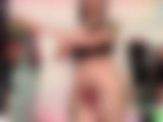 Candy-gabyss's Live Sex Cam Show