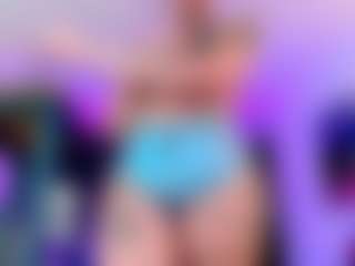 Live cam show with Candy-gabyss - Big Cock on Camsoda