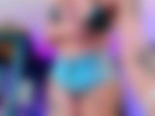 Live cam show with Candy-gabyss - Average on Dolls Live