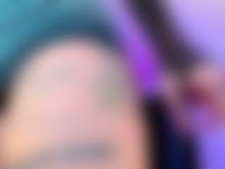 Live cam show with Candy-gabyss - Drinking on Camsoda Late Night