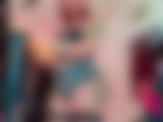 Live cam show with Candy-gabyss - Smoking on Camsoda