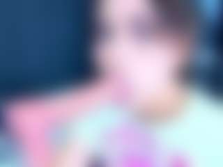 Live cam show with LizzyOlsen - Thin on fapnchat