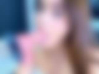 Live cam show with LizzyOlsen - Petite on Camsoda