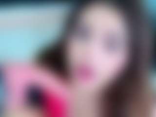 Live cam show with LizzyOlsen - Petite on Chatstar