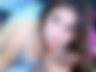 Live cam show with LizzyOlsen - Deepthroat on Camsoda
