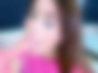 Live cam show with LizzyOlsen - American Petite on Camsoda | colombia