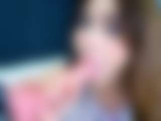 Live cam show with LizzyOlsen - Big Ass on SquirtSoMuch