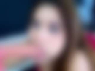 Live cam show with LizzyOlsen - Latina Petite on SpankPalCams | colombia
