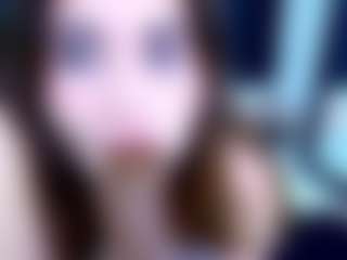 Live cam show with LizzyOlsen - Latina Petite on liverealitysex.com