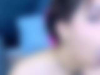 Live cam show with LizzyOlsen - Fingers on Fapmatic.com