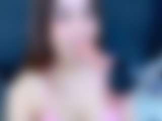 Live cam show with LizzyOlsen - Petite on Camsoda