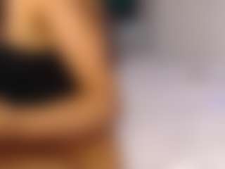Live cam show with Maia Reficco - Latina on luckytryst.com | colombia