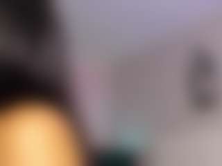 Maia Reficco's Live Sex Cam Show