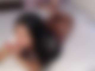 Live cam show with Maia Reficco - Brown Hair on studioflirtlive.com