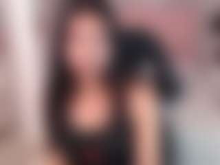 Live cam show with Maia Reficco - Average on Nude Live Now