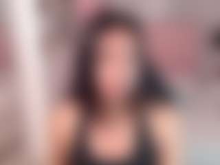 Live cam show with Maia Reficco - Average on pussylord.com