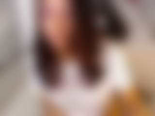 Live cam show with Maia Reficco - Natural on CamClone