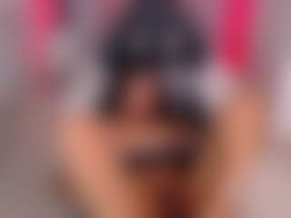 Maia Reficco's Live Sex Cam Show