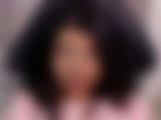 Maia Reficco's Live Sex Cam Show