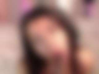 Live cam show with Maia Reficco - Small Tits Brown Hair on sexylive.show