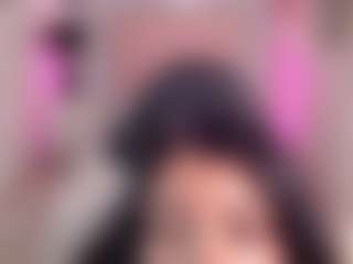 Live cam show with Maia Reficco - Small Tits Brown Hair on Dare Cams