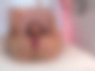 Maia Reficco's Live Sex Cam Show