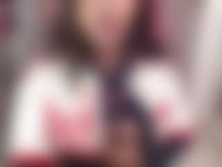 Live cam show with Maia Reficco - Striptease Young Adult on Camming Site