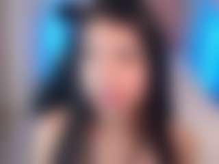 Live cam show with Maia Reficco - Shaved Pussy on AdultVida.com