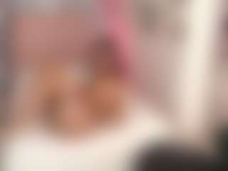 Maia Reficco's Live Sex Cam Show