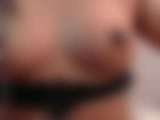 Maia Reficco's Live Sex Cam Show