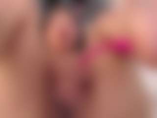 Live cam show with Maia Reficco - Petite on parknlotfishbdy