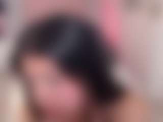 Live cam show with Maia Reficco - Body Massage on fuklive.com