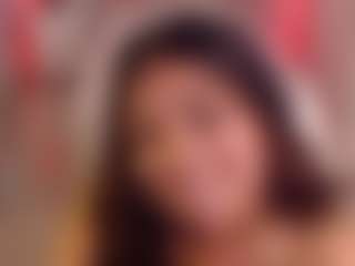 Live cam show with Maia Reficco - Blowjob Brown Hair on sexylivex.com