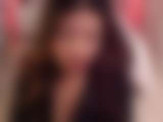 Live cam show with Maia Reficco - Foot Fetish Brown Hair on camgirlchat.live