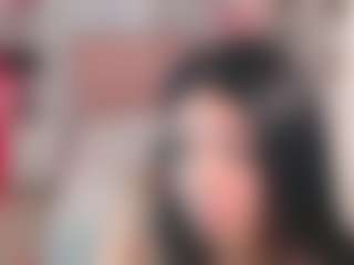 Live cam show with Maia Reficco - Strip Brown Hair on madthumbs