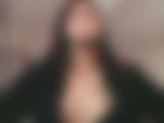 Maia Reficco's Live Sex Cam Show