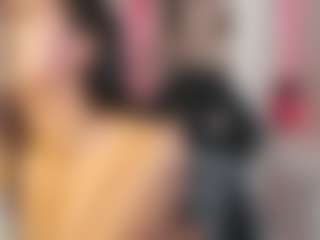 Live cam show with Maia Reficco - Body Massage on Camsoda