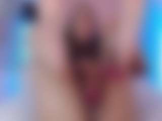 Live cam show with Maia Reficco - Body Massage on CamSodaAdn