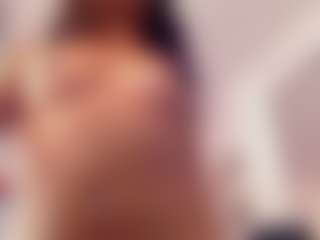 Live cam show with Maia Reficco - Sexwebcam Brown Hair on Latina Girls