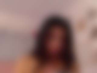 Maia Reficco's Live Sex Cam Show