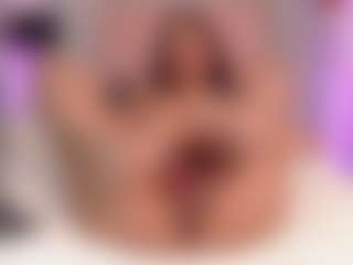 Maia Reficco's Live Sex Cam Show