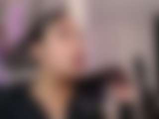 Live cam show with Maia Reficco - Striptease Latina on CamwithHer | colombia