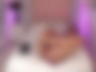 Live cam show with Maia Reficco - Athletic Small Tits on CamClone